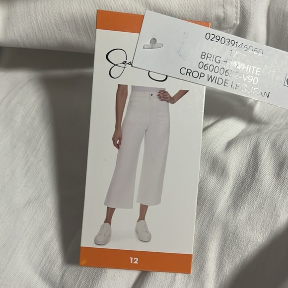 Jessica Simpson crop wide leg jean white - Picture 4 of 5